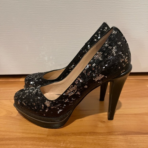 Cole Haan Sequin Heels! EUC - Picture 4 of 6